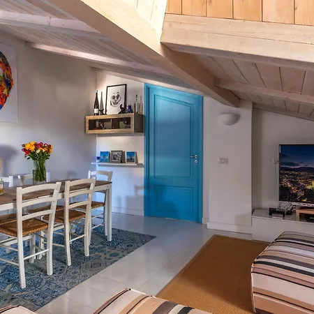 Apartmán Mansarda Del Corso *